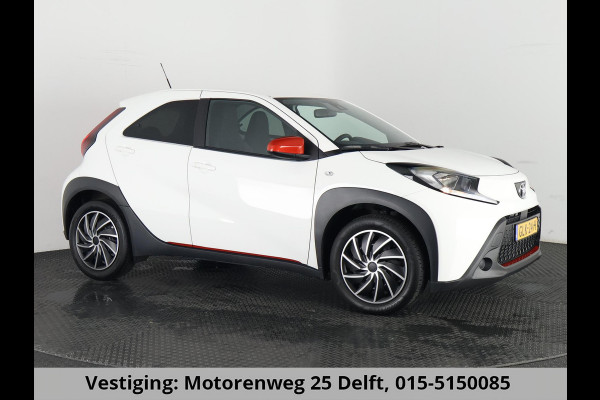 Toyota Aygo X 1.0 VVT-i Play 1e EIG SPECIAL EDITION GARANTIE 10-2034. CARPLAY NAVIGATIE. ADAPTIEVE CRUISE.