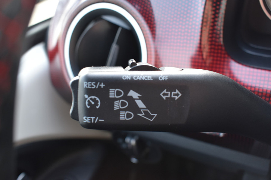 Volkswagen up! 1.0 TSI GTI / Clima / Cruise / Stoelverwarming / 17"LM / PDC / DAB