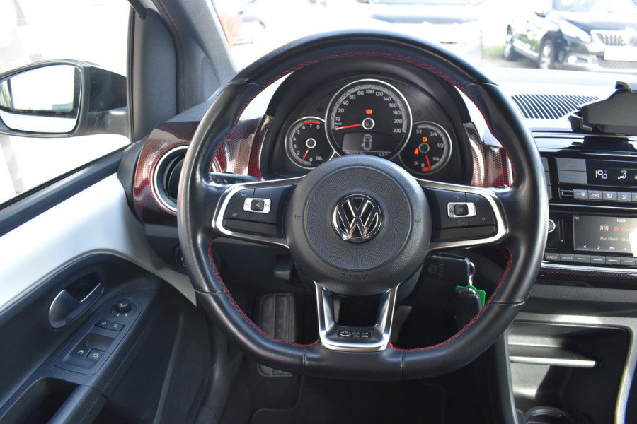Volkswagen up! 1.0 TSI GTI / Clima / Cruise / Stoelverwarming / 17"LM / PDC / DAB