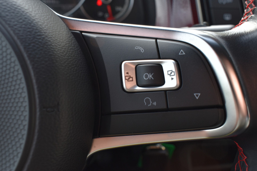 Volkswagen up! 1.0 TSI GTI / Clima / Cruise / Stoelverwarming / 17"LM / PDC / DAB