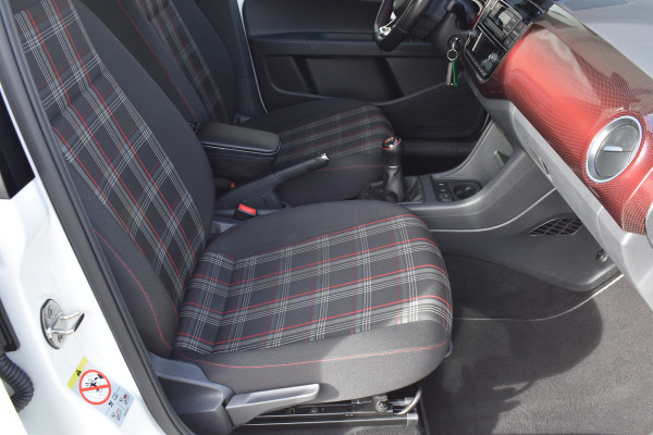 Volkswagen up! 1.0 TSI GTI / Clima / Cruise / Stoelverwarming / 17"LM / PDC / DAB