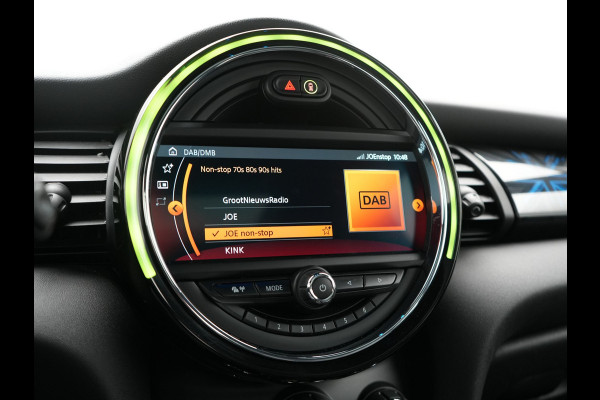 MINI Mini Electric Yours 33 kWh 184pk | Panodak | Head Up | Harman / Kardon | Camera | Lederen Sportstoelen Verwarmd | Keyless | Apple Carplay | Cruise Control | LED Koplampen | Virtual | Navigatie | DAB |