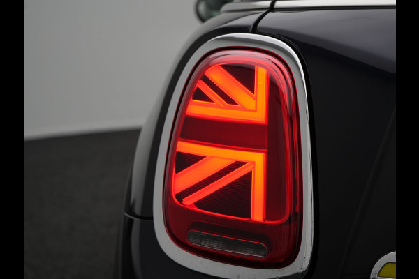 MINI Mini Electric Yours 33 kWh 184pk | Panodak | Head Up | Harman / Kardon | Camera | Lederen Sportstoelen Verwarmd | Keyless | Apple Carplay | Cruise Control | LED Koplampen | Virtual | Navigatie | DAB |