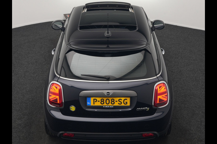 MINI Mini Electric Yours 33 kWh 184pk | Panodak | Head Up | Harman / Kardon | Camera | Lederen Sportstoelen Verwarmd | Keyless | Apple Carplay | Cruise Control | LED Koplampen | Virtual | Navigatie | DAB |