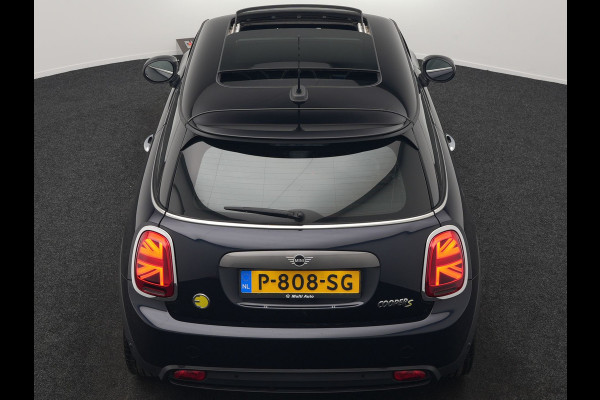 MINI Mini Electric Yours 33 kWh 184pk | Panodak | Head Up | Harman / Kardon | Camera | Lederen Sportstoelen Verwarmd | Keyless | Apple Carplay | Cruise Control | LED Koplampen | Virtual | Navigatie | DAB |