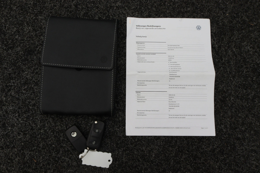 Volkswagen Transporter 2.0 TDI DSG 150 PK Lang Highline 5-Zits, Camera, ACC, LED, Apple Carplay, Verwarmde Voorruit, Trekhaak, 18''