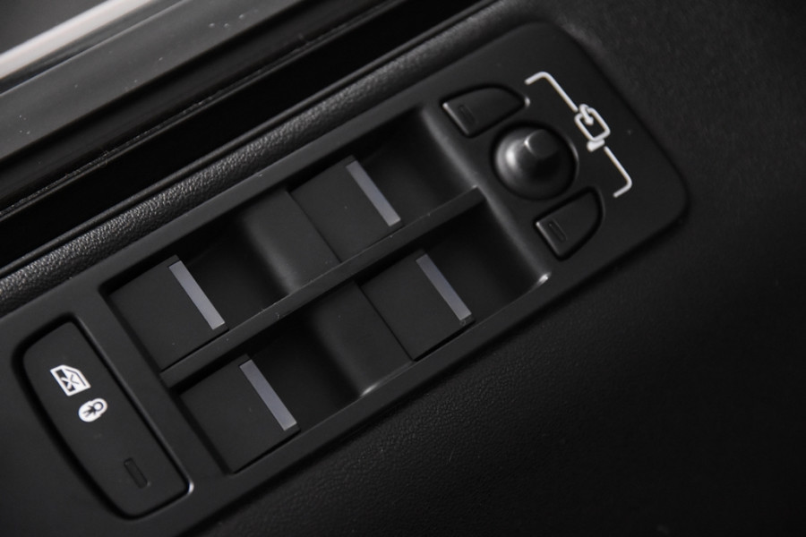 Land Rover Discovery Sport 2.0 TD4 *1ste Eigenaar*Leer*Navigatie*Stoelverwarming*