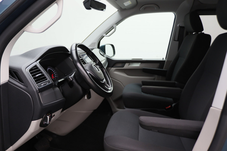 Volkswagen Transporter 2.0 TDI DSG 150 PK Lang Highline 5-Zits, Camera, ACC, LED, Apple Carplay, Verwarmde Voorruit, Trekhaak, 18''