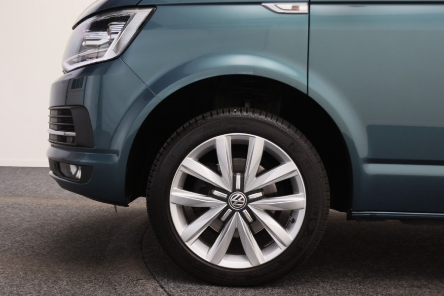 Volkswagen Transporter 2.0 TDI DSG 150 PK Lang Highline 5-Zits, Camera, ACC, LED, Apple Carplay, Verwarmde Voorruit, Trekhaak, 18''