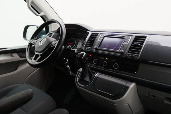 Volkswagen Transporter 2.0 TDI DSG 150 PK Lang Highline 5-Zits, Camera, ACC, LED, Apple Carplay, Verwarmde Voorruit, Trekhaak, 18''