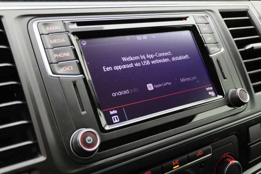 Volkswagen Transporter 2.0 TDI DSG 150 PK Lang Highline 5-Zits, Camera, ACC, LED, Apple Carplay, Verwarmde Voorruit, Trekhaak, 18''