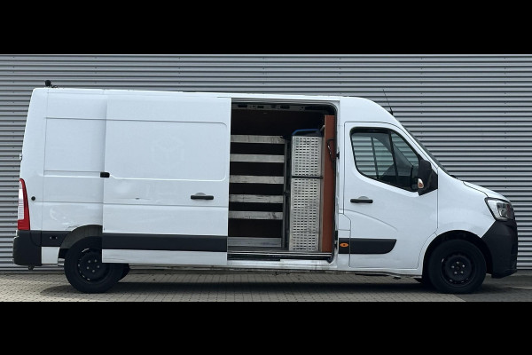 Renault Master T35 2.3 dCi 135 L3H2 LEES TEKST!