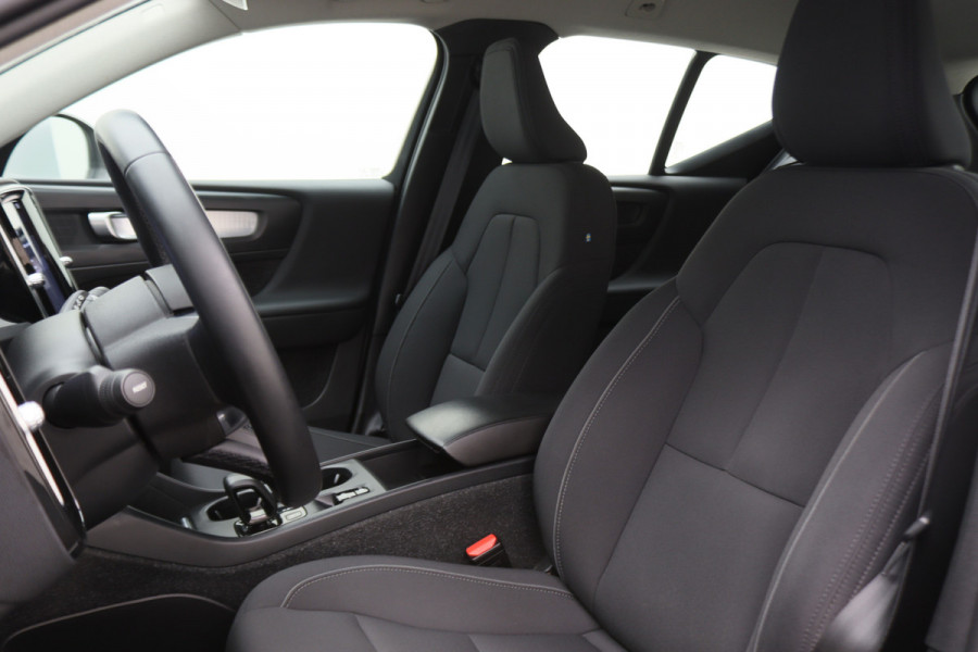 Volvo XC40 1.5 T4 Plug-in Hybrid Inscription Expression Climate, Cruise, Camera, Apple Carplay, DAB, PDC, LED, 18''