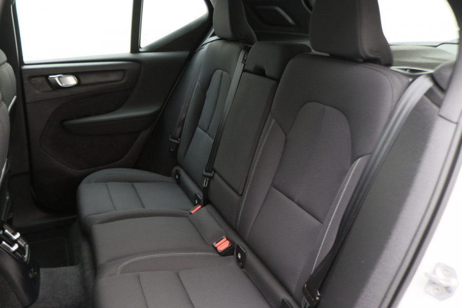 Volvo XC40 1.5 T4 Plug-in Hybrid Inscription Expression Climate, Cruise, Camera, Apple Carplay, DAB, PDC, LED, 18''