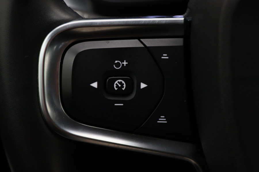 Volvo XC40 1.5 T4 Plug-in Hybrid Inscription Expression Climate, Cruise, Camera, Apple Carplay, DAB, PDC, LED, 18''