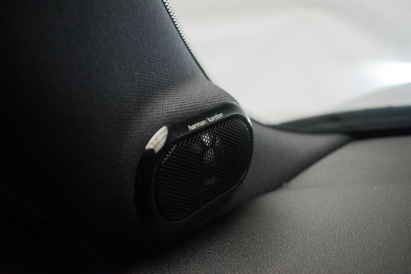 MINI Mini 1.5 Cooper Dalston John Cooper Works Edition ORG NL [ Panoramadak Harman Kardon HUD Digital Dash Alcantara ]