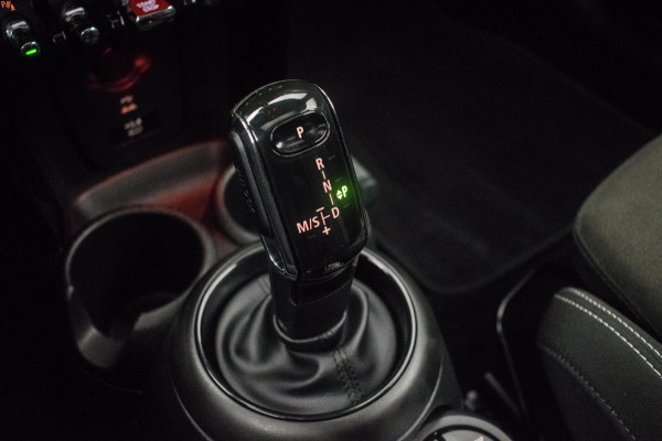 MINI Mini 1.5 Cooper Dalston John Cooper Works Edition ORG NL [ Panoramadak Harman Kardon HUD Digital Dash Alcantara ]