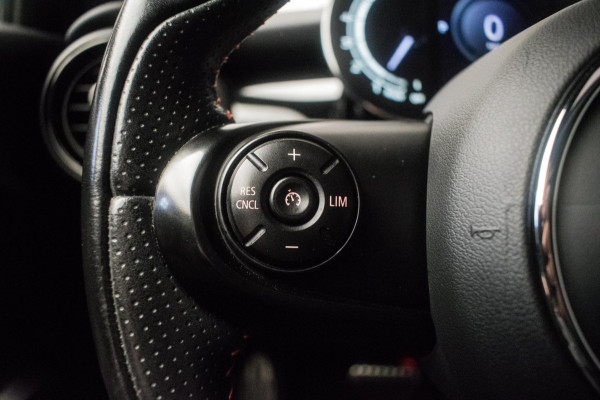 MINI Mini 1.5 Cooper Dalston John Cooper Works Edition ORG NL [ Panoramadak Harman Kardon HUD Digital Dash Alcantara ]