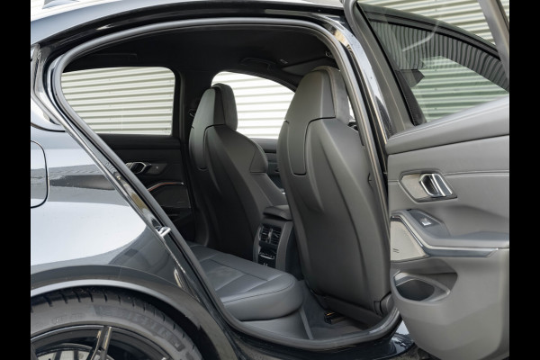 BMW 3 Serie M3 xDrive Competition - Carbon Remmen - 1-Hand - M-Driver Pack