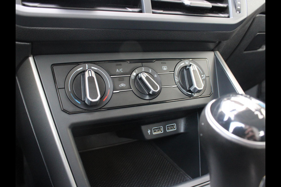 Volkswagen Polo 1.0 TSI Comfortline | APPLE CARPLAY | 12 MAANDEN BOVAG GARANTIE |