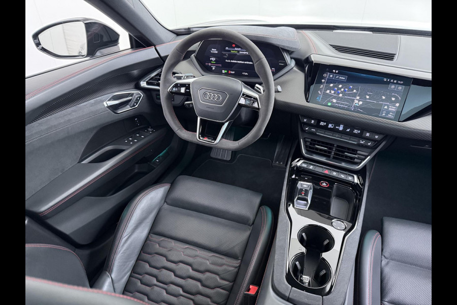 Audi e-tron GT RS 93 kWh VAN € 84.900,- VOOR € 74.877,- UW LENTEVOORDEEL € 10.023,-! | SOH 100%!!!!| PANO | 21 INCH | STOELVENTILATIE & MASSAGE | BANG & OLUFSEN | 360 CAMERA | ADAPTIVE AIR SUSPENSION | LASER  MATRIX LED KOPLAMPEN | VIERWIELBESTURING | HEAD-UP DISPLAY | ADAPTIEVE CRUISE | RIJKLAAR MET 12 MND BOVAG GARANTIE
