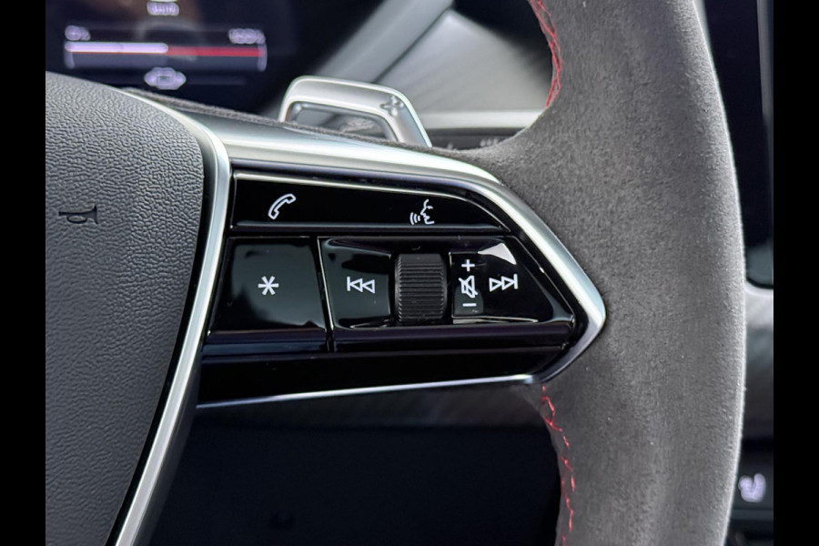 Audi e-tron GT RS 93 kWh VAN € 84.900,- VOOR € 74.877,- UW LENTEVOORDEEL € 10.023,-! | SOH 100%!!!!| PANO | 21 INCH | STOELVENTILATIE & MASSAGE | BANG & OLUFSEN | 360 CAMERA | ADAPTIVE AIR SUSPENSION | LASER  MATRIX LED KOPLAMPEN | VIERWIELBESTURING | HEAD-UP DISPLAY | ADAPTIEVE CRUISE | RIJKLAAR MET 12 MND BOVAG GARANTIE