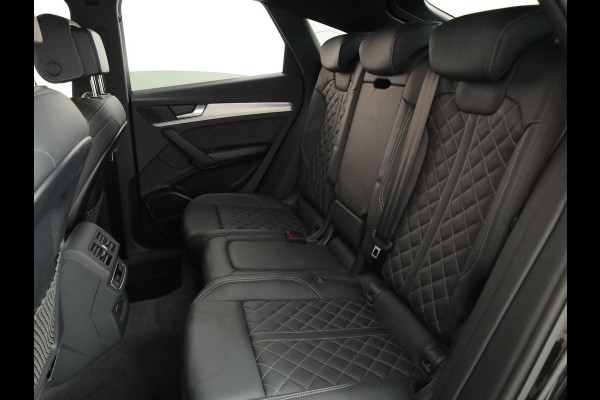 Audi Q5 Sportback 55 TFSI e S edition Competition 367 pk S-tronic | Verlengde garantie | Navigatie | Panoramadak | Parkeersensoren (Park assist) | Rondomzicht camera | Lederen bekleding | S-Line |