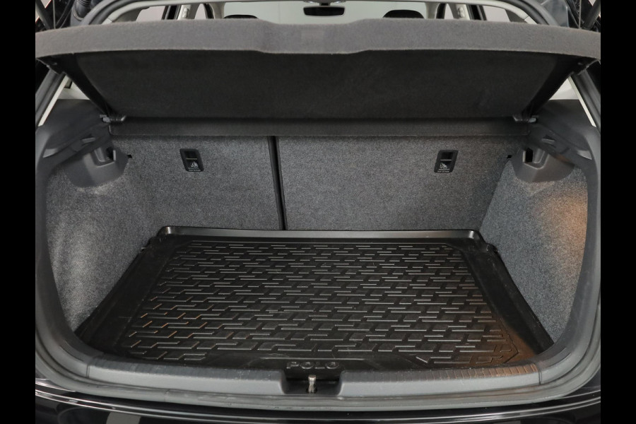 Volkswagen Polo 1.0 TSI Highline Business R 95 pk | Navigatie | Parkeersensoren (Park assist) | Autom. airco | Adaptieve cruise control | Voll. digitaal instrumentenpaneel |