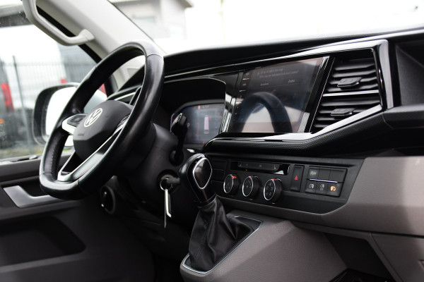 Volkswagen Transporter 2.0 TDI L2H1 30 DC Bulli Virtual, Adaptieve Cruise, Camera, Carplay, LED, Elektrische deur, Standkachel, Stoelverwarming, Trekhaak, Uniek!