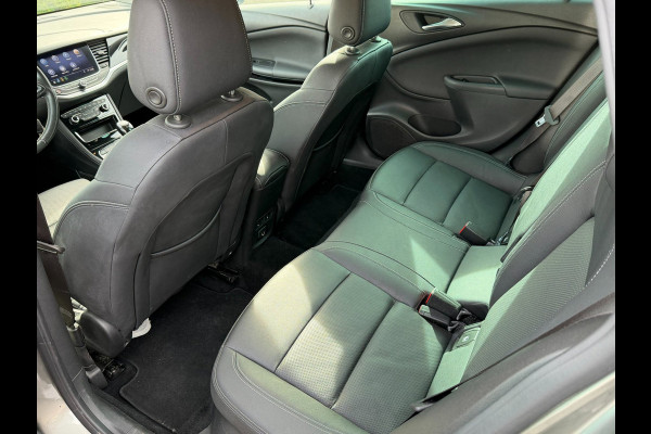 Opel Astra Sports Tourer 1.2 Launch Elegance