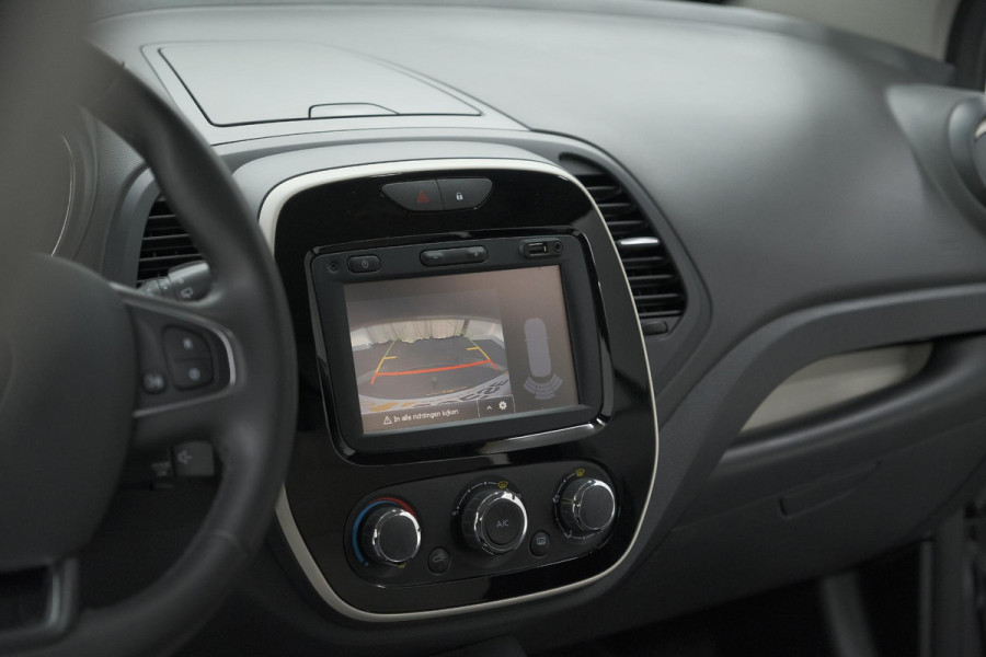 Renault Captur TCe 90 Bose | Trekhaak | Camera | Navigatie | Parkeersensoren