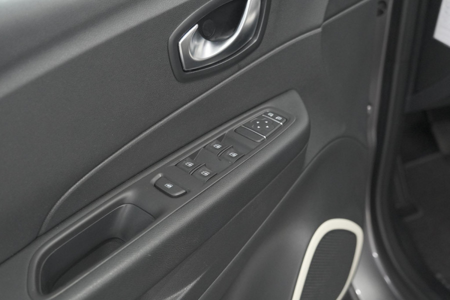 Renault Captur TCe 90 Bose | Trekhaak | Camera | Navigatie | Parkeersensoren