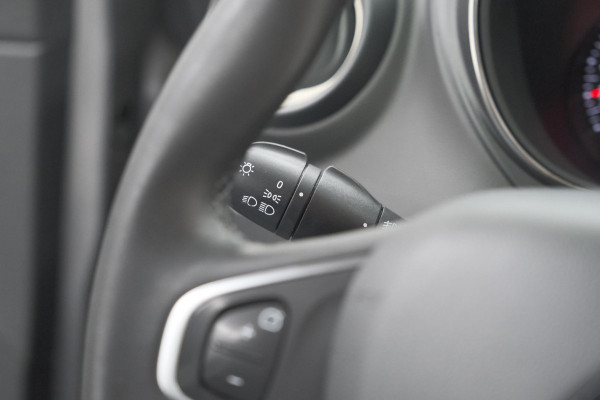 Renault Captur TCe 90 Bose | Trekhaak | Camera | Navigatie | Parkeersensoren