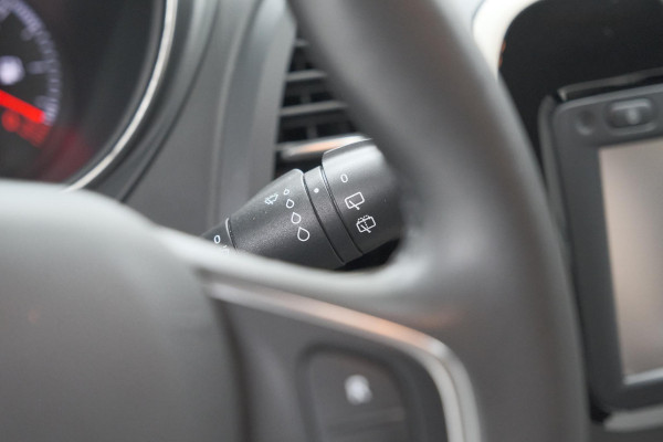 Renault Captur TCe 90 Bose | Trekhaak | Camera | Navigatie | Parkeersensoren