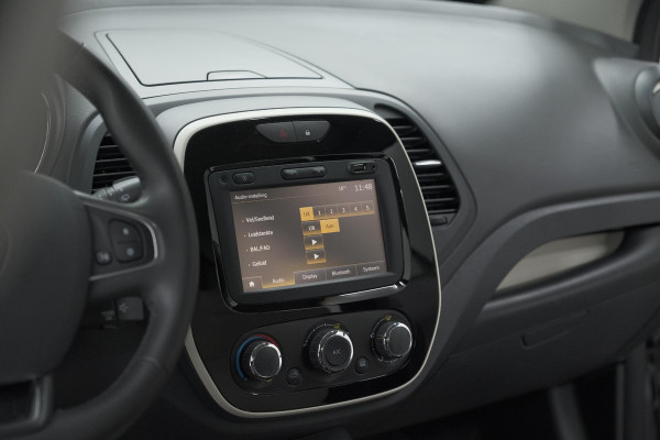 Renault Captur TCe 90 Bose | Trekhaak | Camera | Navigatie | Parkeersensoren