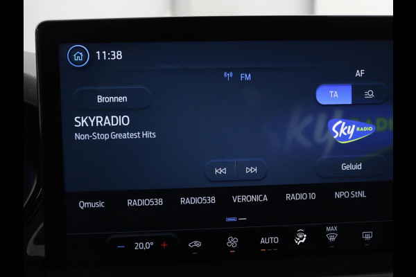 Ford Focus 1.0 EcoBoost ST Line X | Carplay | Camera | Keyless | Full LED | Navigatie | Climate control | Sportstoelen | Parkeerhulp | Bluetooth | Cruise control