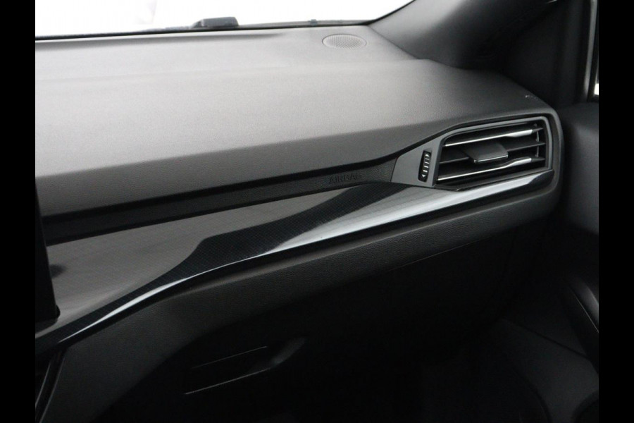 Ford Focus 1.0 EcoBoost ST Line X | Carplay | Camera | Keyless | Full LED | Navigatie | Climate control | Sportstoelen | Parkeerhulp | Bluetooth | Cruise control