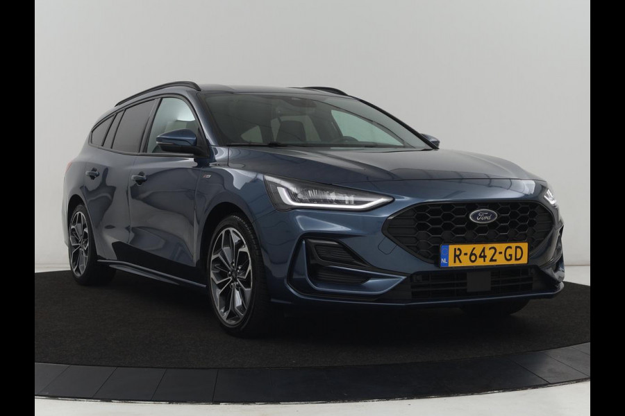Ford Focus 1.0 EcoBoost ST Line X | Carplay | Camera | Keyless | Full LED | Navigatie | Climate control | Sportstoelen | Parkeerhulp | Bluetooth | Cruise control