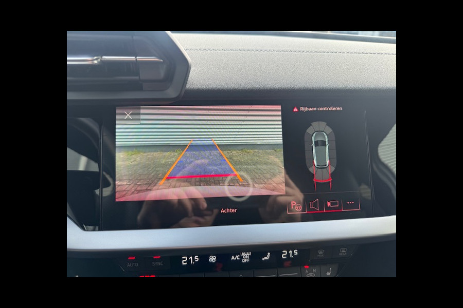 Audi A3 Sportback 40 TFSI e Edition S-line,Leder/Alcantara,Virtueel/Camera,Carplay,Navigatie,Cruisecontrol