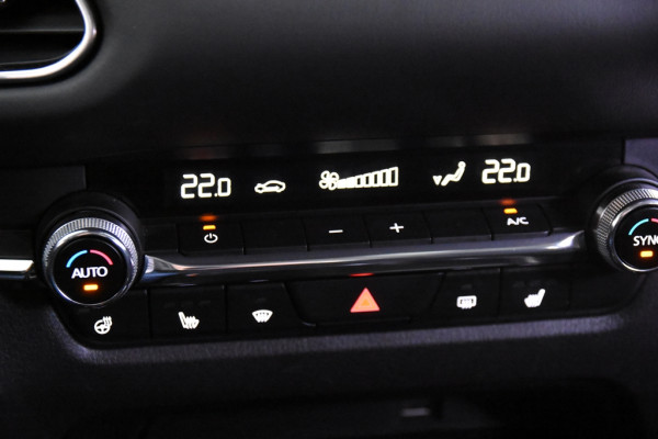 Mazda CX-30 2.0 e-SkyActiv-X M Hybrid Comfort *1ste Eigenaar*Navigatie*Parkassist*Stoelverwarming*