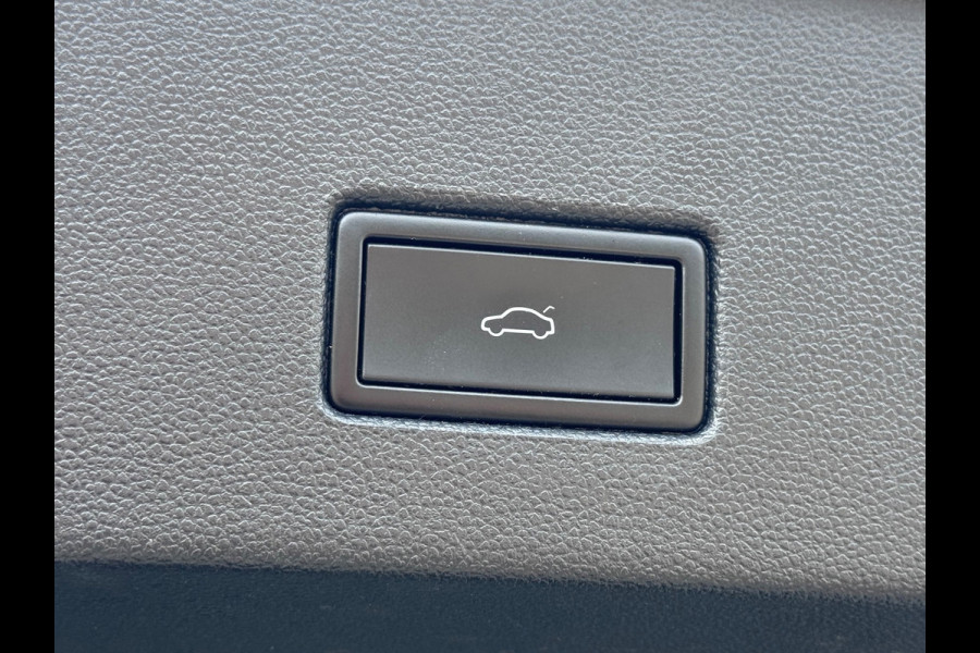 Volkswagen T-Roc 1.5 TSI 3x R-Line Virtual/Camera/AppleCarPlay