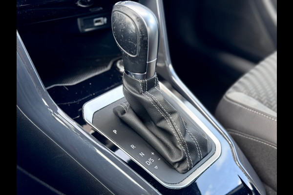 Volkswagen T-Roc 1.5 TSI 3x R-Line Virtual/Camera/AppleCarPlay