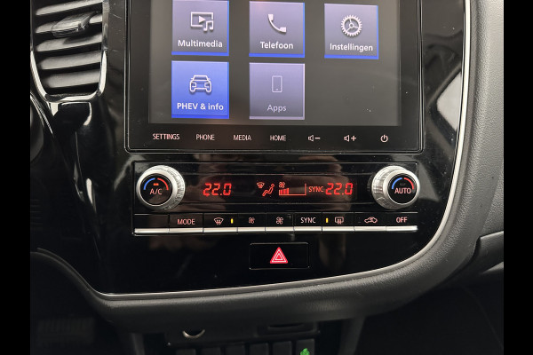 Mitsubishi Outlander 2.4 PHEV Pure (Plug-In) (INCL-BTW)  Aut *FULL-LED | KEYLESS | CAMERA | HEATED-COMFORTSEATS | ECC | SHIFTPADDLES | PDC | CRUISE | CARPLAY | PRIVACY-GLASS | DAB | TOWBAR | 16''ALU*