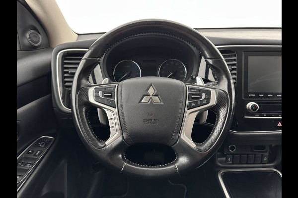 Mitsubishi Outlander 2.4 PHEV Pure (Plug-In) (INCL-BTW)  Aut *FULL-LED | KEYLESS | CAMERA | HEATED-COMFORTSEATS | ECC | SHIFTPADDLES | PDC | CRUISE | CARPLAY | PRIVACY-GLASS | DAB | TOWBAR | 16''ALU*