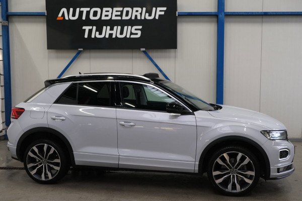 Volkswagen T-Roc 1.5 TSI Sport Business R-Line Automaat - Airco, Cruise, Panodak, Carplay, Virtual Display, PDC, Navi.