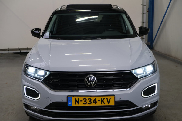 Volkswagen T-Roc 1.5 TSI Sport Business R-Line Automaat - Airco, Cruise, Panodak, Carplay, Virtual Display, PDC, Navi.