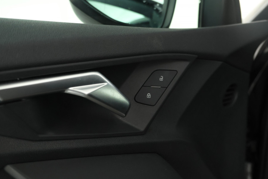 Audi A3 Limousine 30 TFSI S edition S-Line, Volleder, Digital Dash, BOM VOL!!