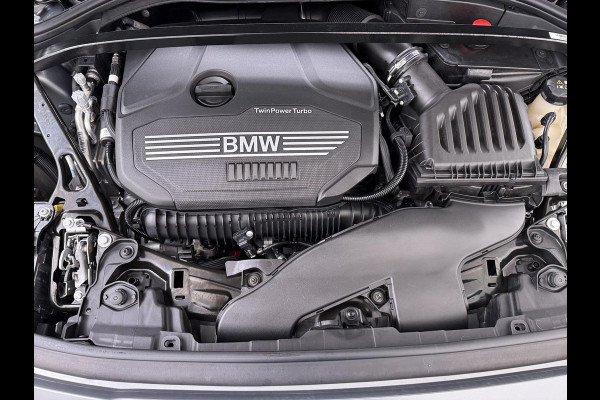 BMW 2 Serie Gran Coupé 220i VAN € 38.900,- VOOR € 35.877,- UW LENTEVOORDEEL € 3.023,-! | M-SPORT| BOMVOL! | HARMAN KARDON| PANO| FROZEN GREY| STOEL+ STUURVERWARMING| DEALER OH. | ORIGINEEL NEDERLANDS| KUIPSTOELEN| LEER | 19 INCH!