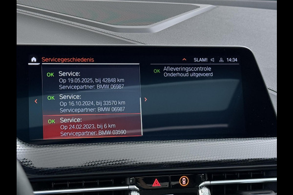 BMW 2 Serie Gran Coupé 220i VAN € 38.900,- VOOR € 35.877,- UW LENTEVOORDEEL € 3.023,-! | M-SPORT| BOMVOL! | HARMAN KARDON| PANO| FROZEN GREY| STOEL+ STUURVERWARMING| DEALER OH. | ORIGINEEL NEDERLANDS| KUIPSTOELEN| LEER | 19 INCH!