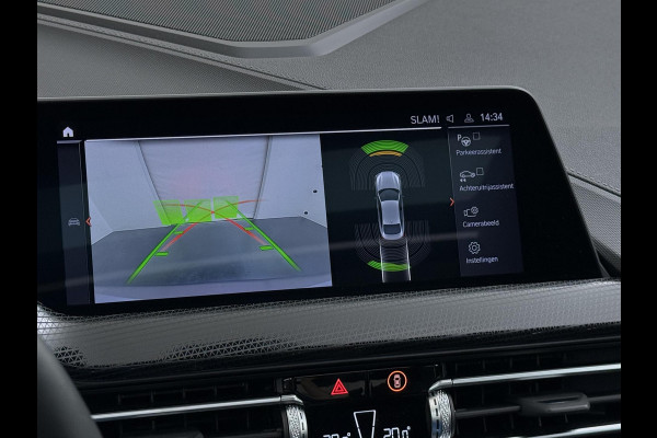 BMW 2 Serie Gran Coupé 220i VAN € 38.900,- VOOR € 35.877,- UW LENTEVOORDEEL € 3.023,-! | M-SPORT| BOMVOL! | HARMAN KARDON| PANO| FROZEN GREY| STOEL+ STUURVERWARMING| DEALER OH. | ORIGINEEL NEDERLANDS| KUIPSTOELEN| LEER | 19 INCH!